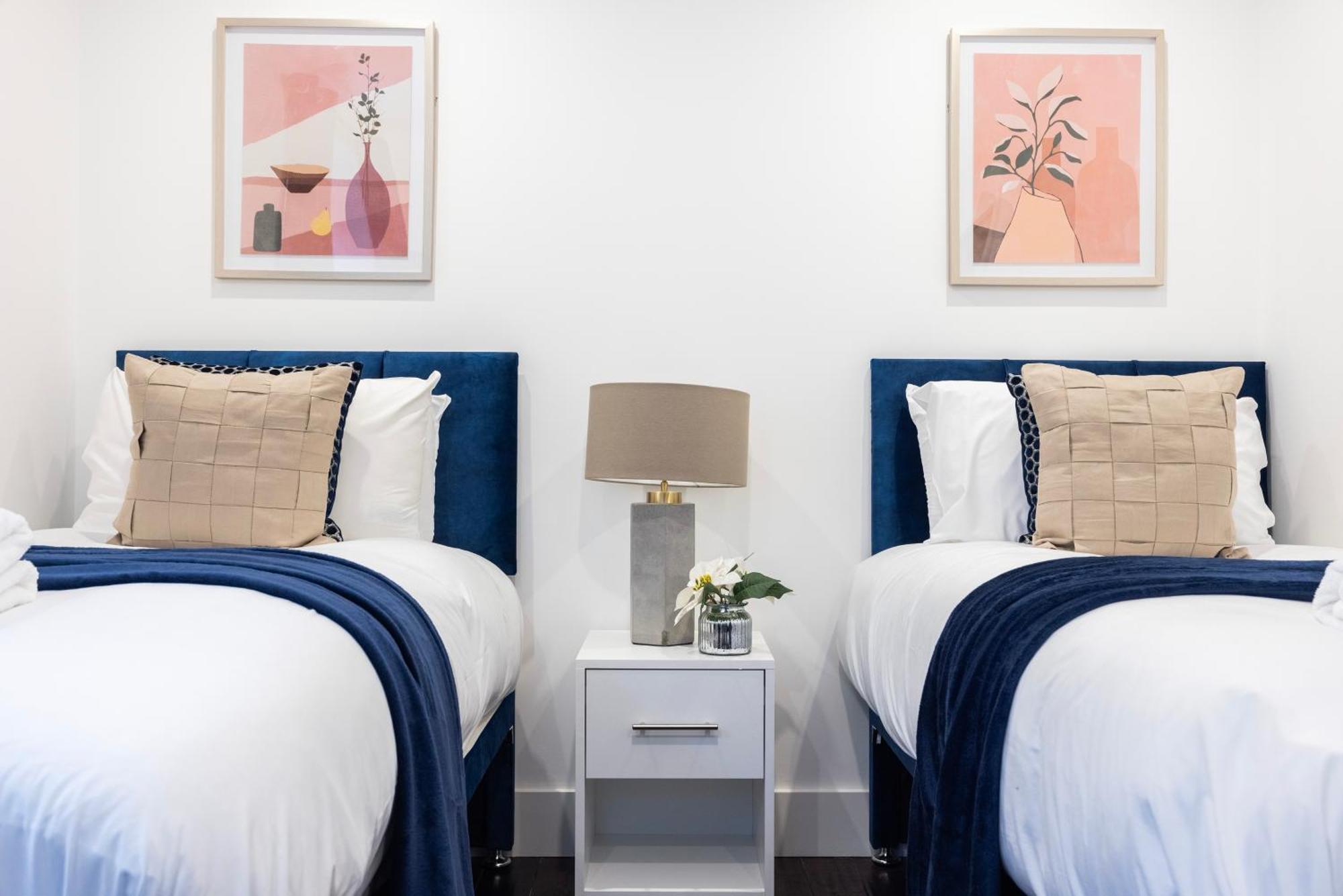 Block Of Apartments In Croydon ,Long Stays , Weekly & Monthly Offers , Contractors , Relocations , Leisure & Family Stays Eksteriør billede