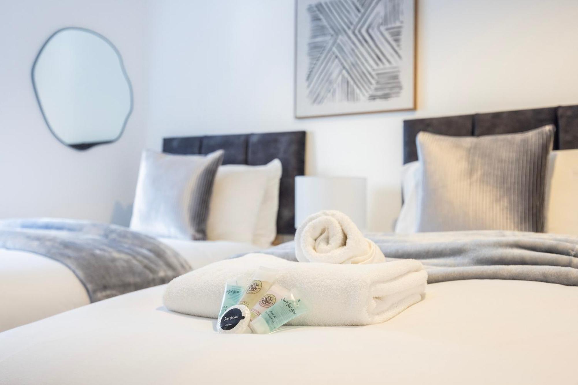 Block Of Apartments In Croydon ,Long Stays , Weekly & Monthly Offers , Contractors , Relocations , Leisure & Family Stays Eksteriør billede