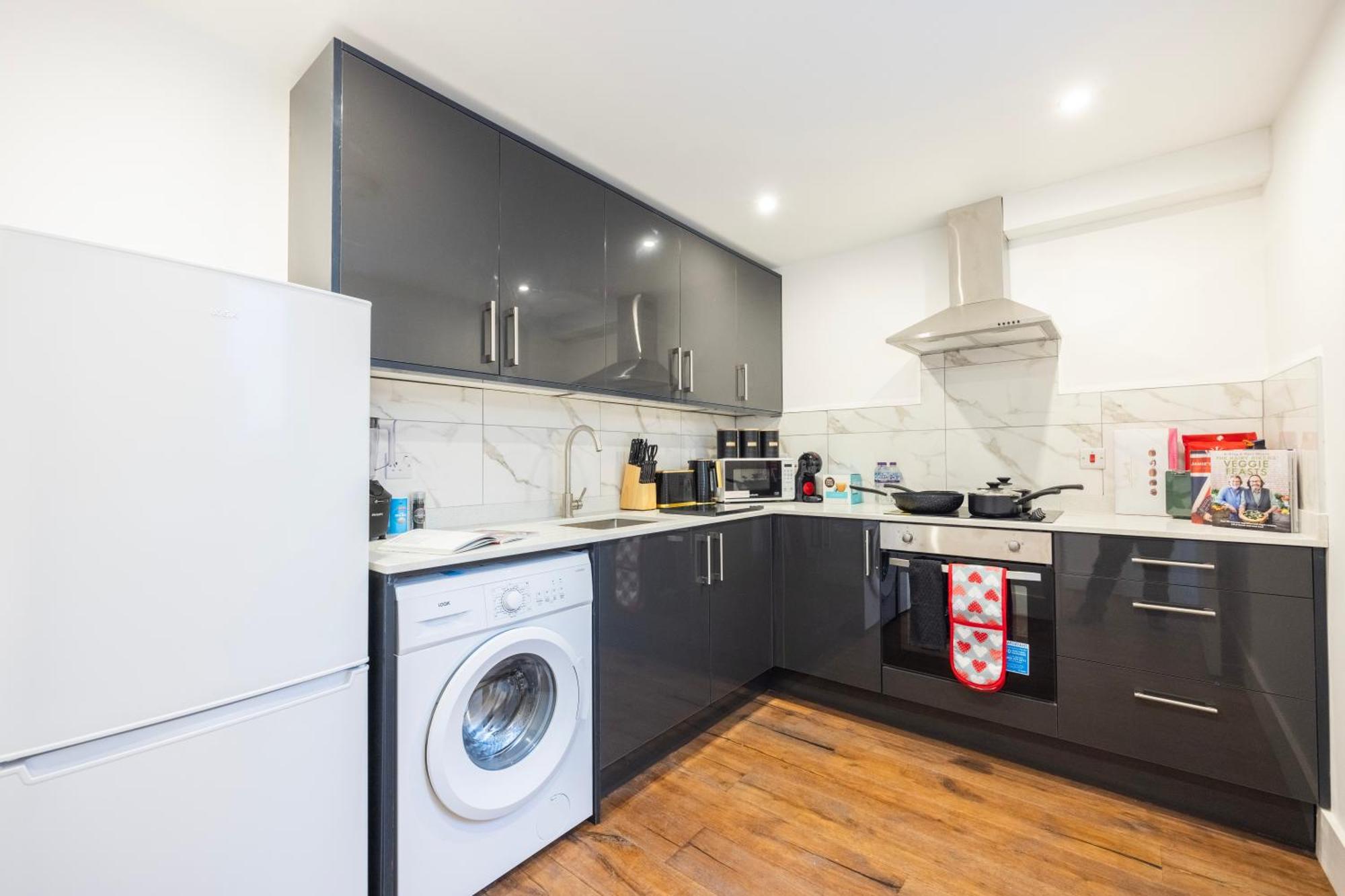 Block Of Apartments In Croydon ,Long Stays , Weekly & Monthly Offers , Contractors , Relocations , Leisure & Family Stays Eksteriør billede