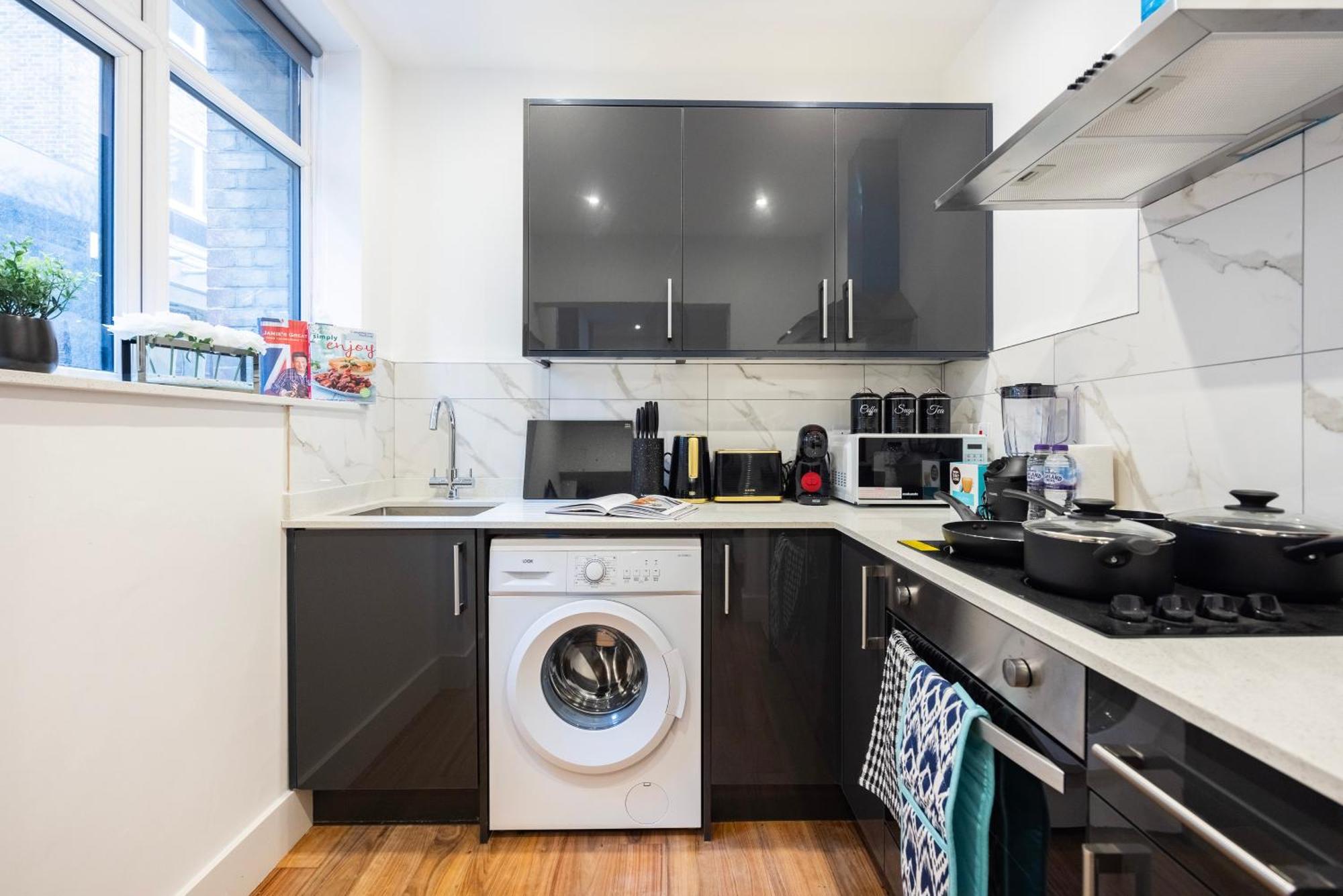 Block Of Apartments In Croydon ,Long Stays , Weekly & Monthly Offers , Contractors , Relocations , Leisure & Family Stays Eksteriør billede